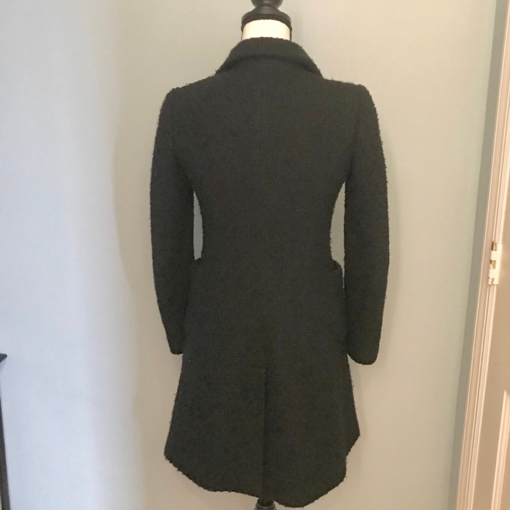 Wool coat. - Picture 6 of 13